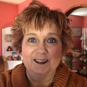 Meet your Posher, Deannie